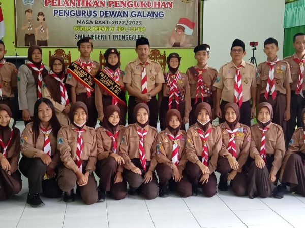 Pelantikan Dewan Galang  GUDEP 01-183/01-184 SMPN 1 TRENGGALEK