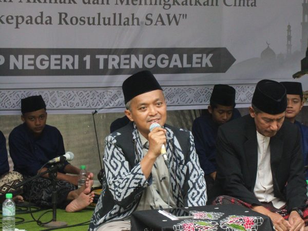 Meneladani Akhlak Rasulullah, Menguatkan Karakter Generasi SNESA