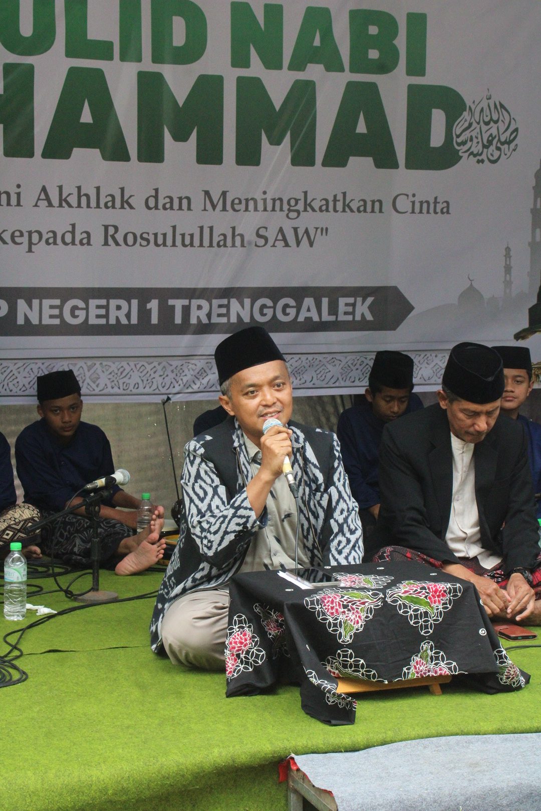Meneladani Akhlak Rasulullah, Menguatkan Karakter Generasi SNESA Meneladani Akhlak Rasulullah, Menguatkan Karakter Generasi SNESA